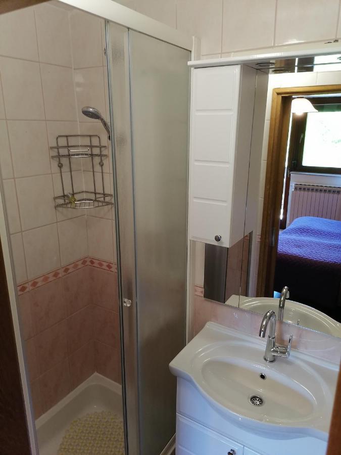 House Jezerka Hotel Jezerce Luaran gambar