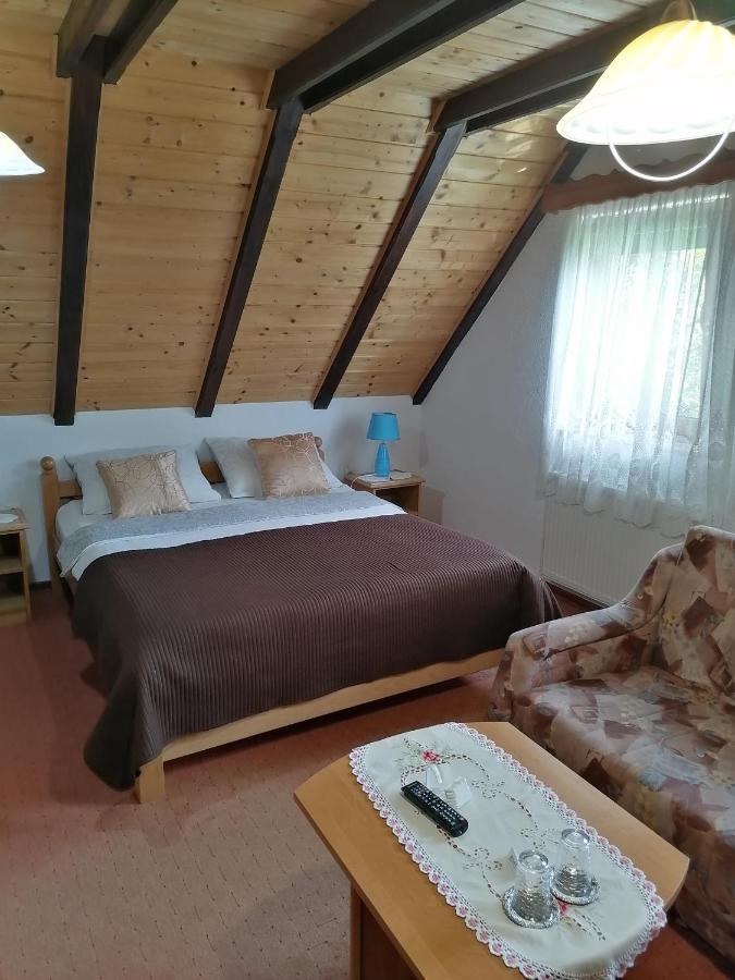 House Jezerka Hotel Jezerce Luaran gambar